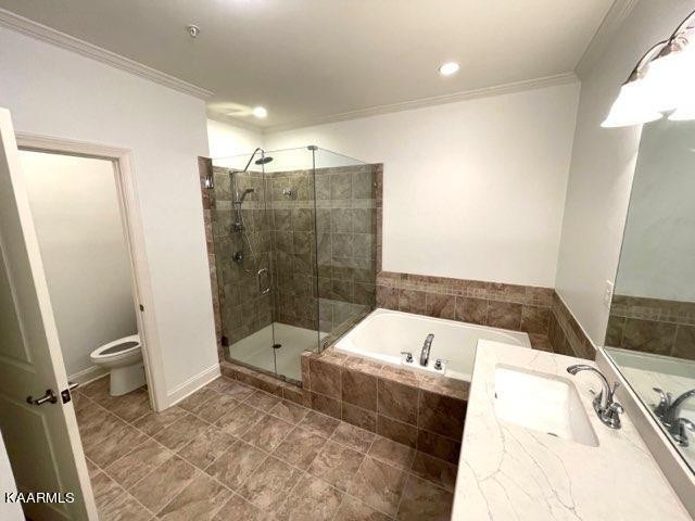 311 Centennial Bluff Boulevard Oak Ridge, TN 37830 - Photo 14 of 28 a bathroom with a sink a toilet and shower