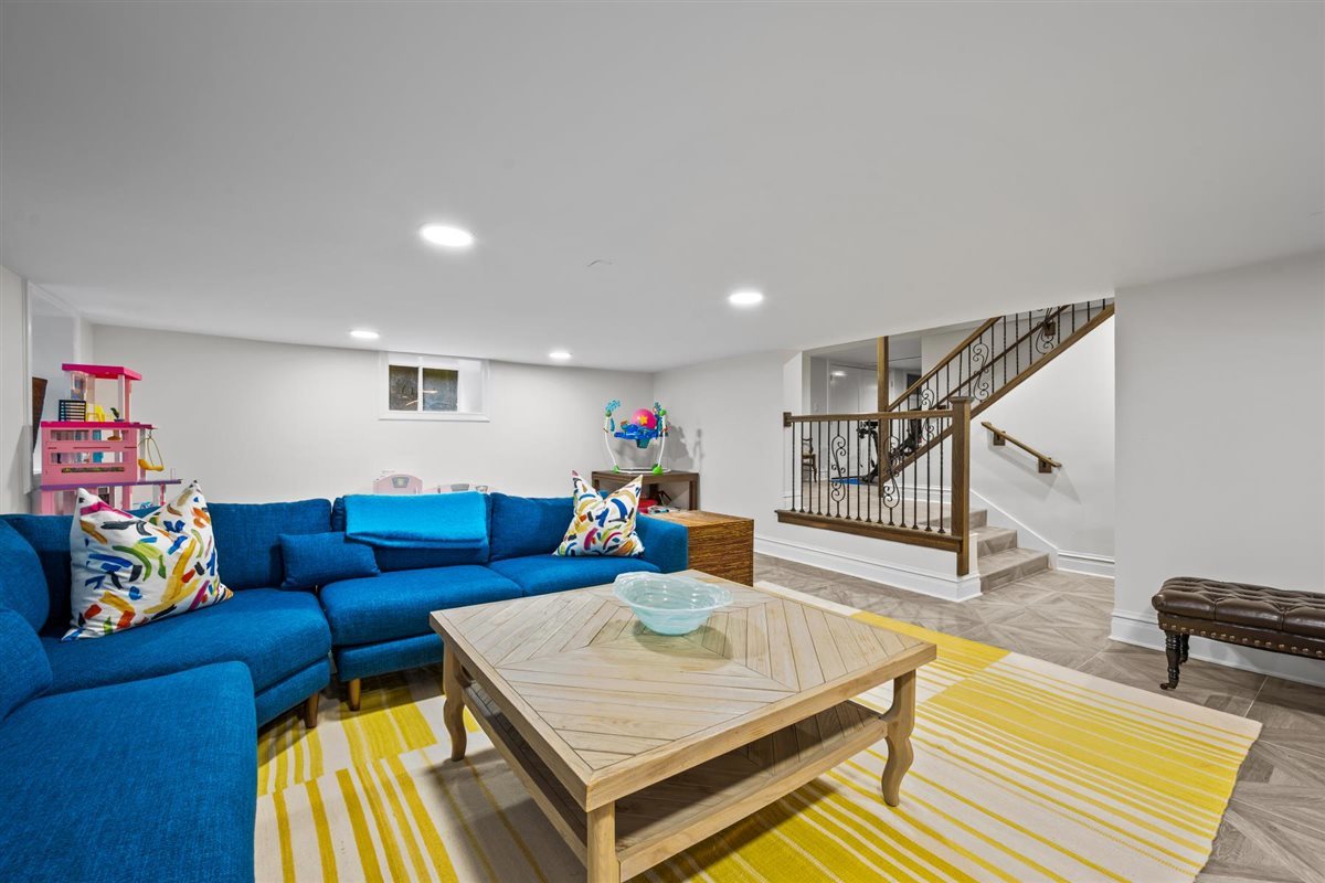 562 Earlston Road Kenilworth, IL 60043 - Photo 48 of 65