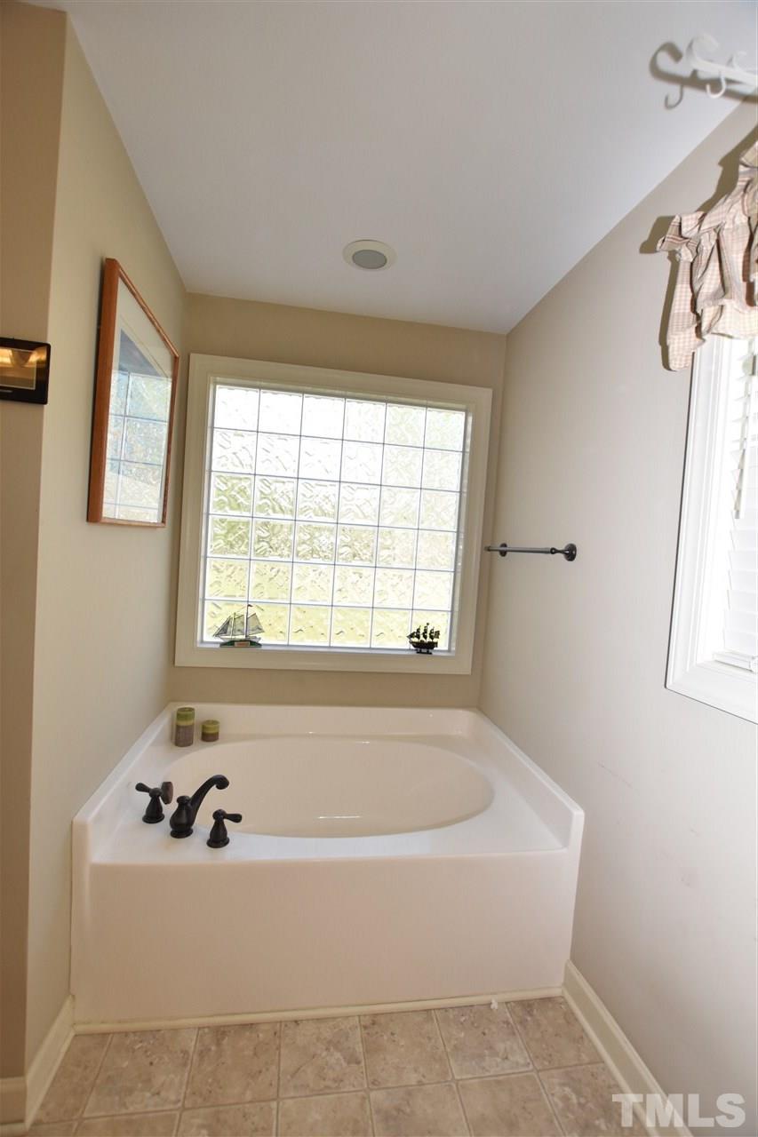 1668 Lee Road Clayton, NC 27520 - Photo 13 of 25