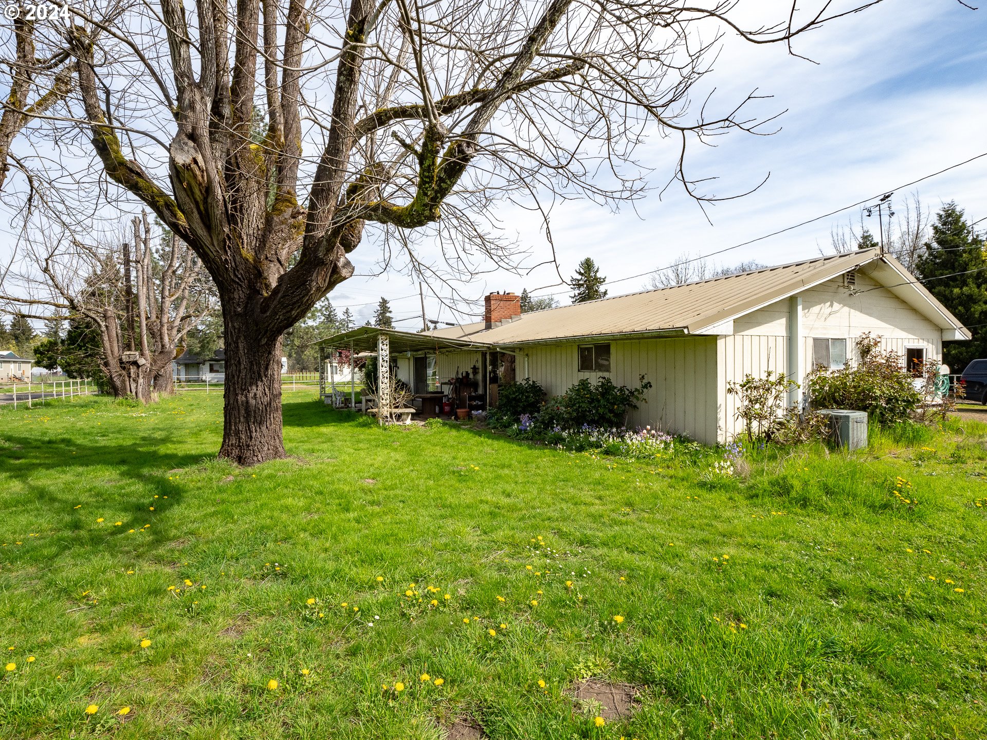 23720 Northeast Sunnycrest Road Newberg, OR 97132 - Photo 15 of 31 Gallery Image 15