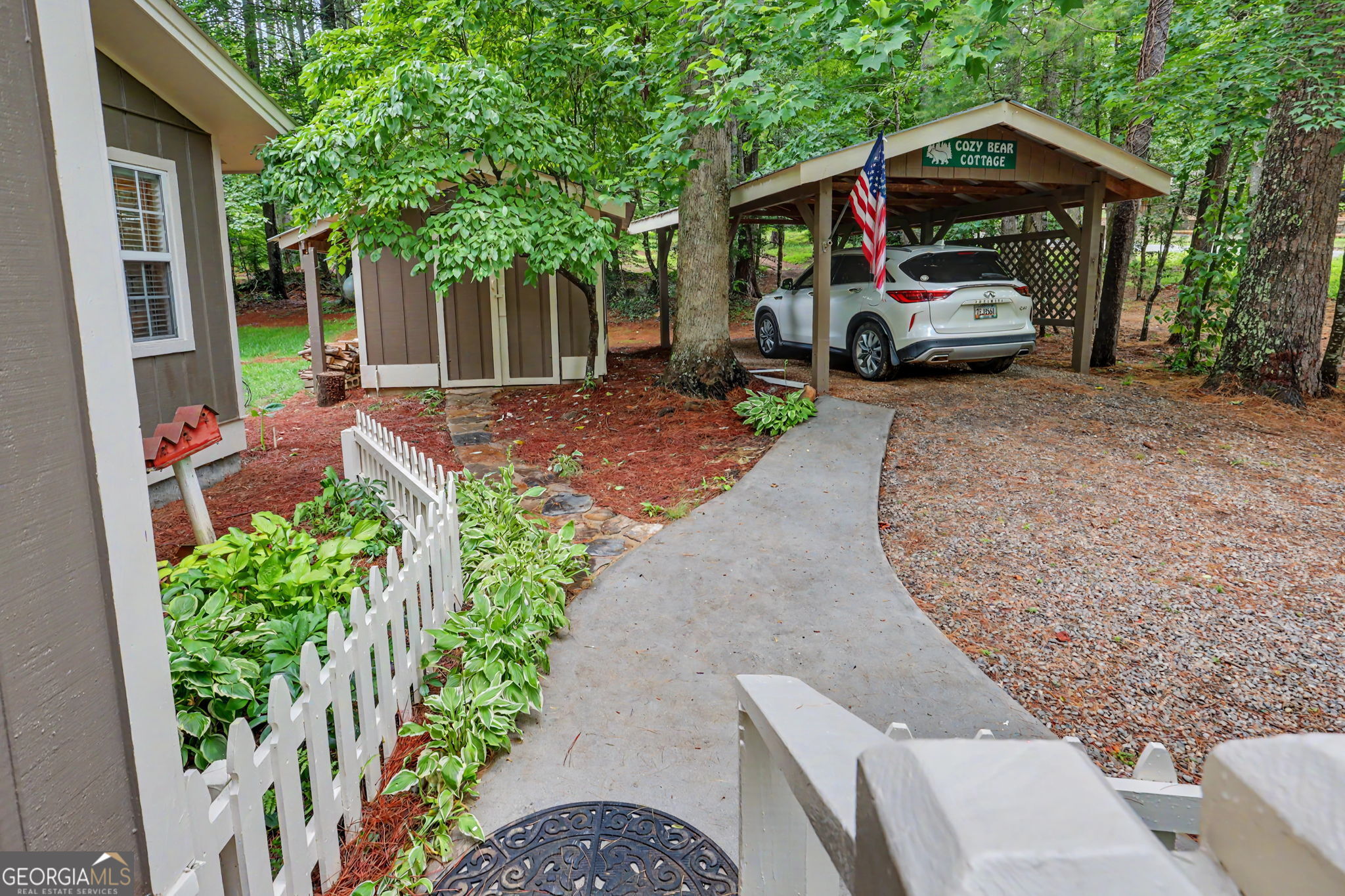 5637 Murray Cove Road Tiger, GA 30576 - Photo 3 of 67