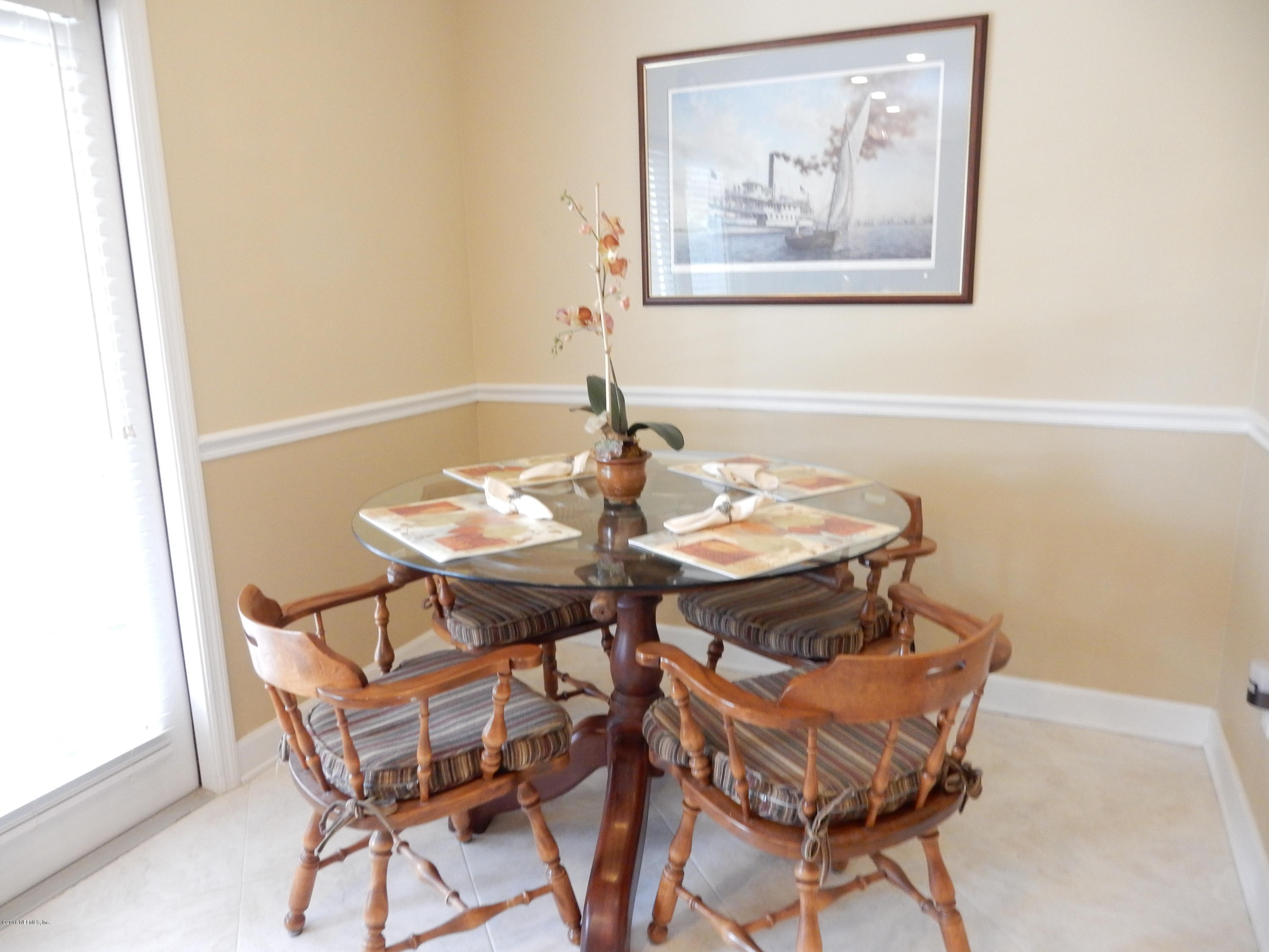 10754 Scott Mill Road, Unit 17 Jacksonville, FL 32223 - Photo 16 of 40 KITCHEN NOOK