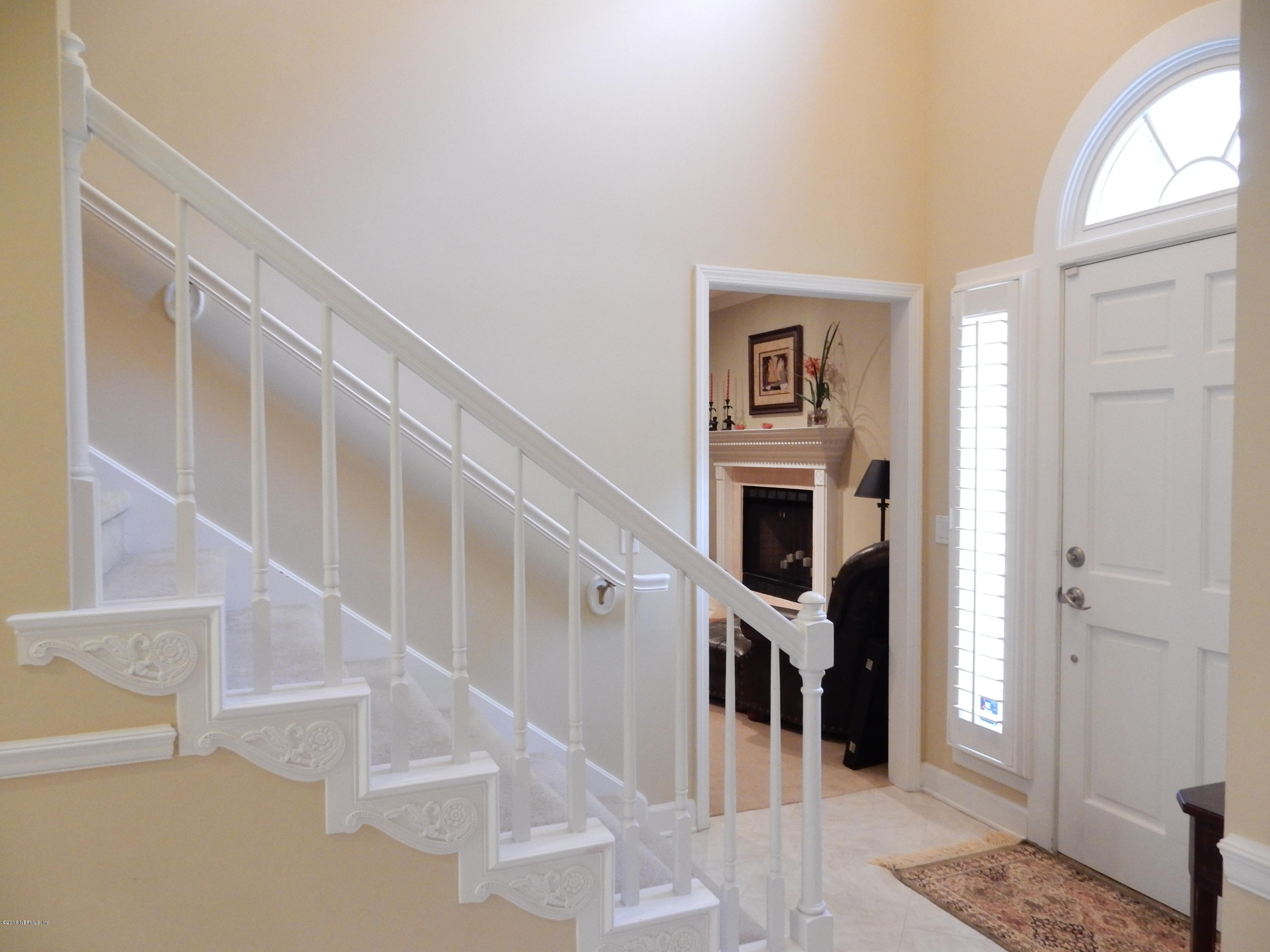 10754 Scott Mill Road, Unit 17 Jacksonville, FL 32223 - Photo 2 of 40 FOYER