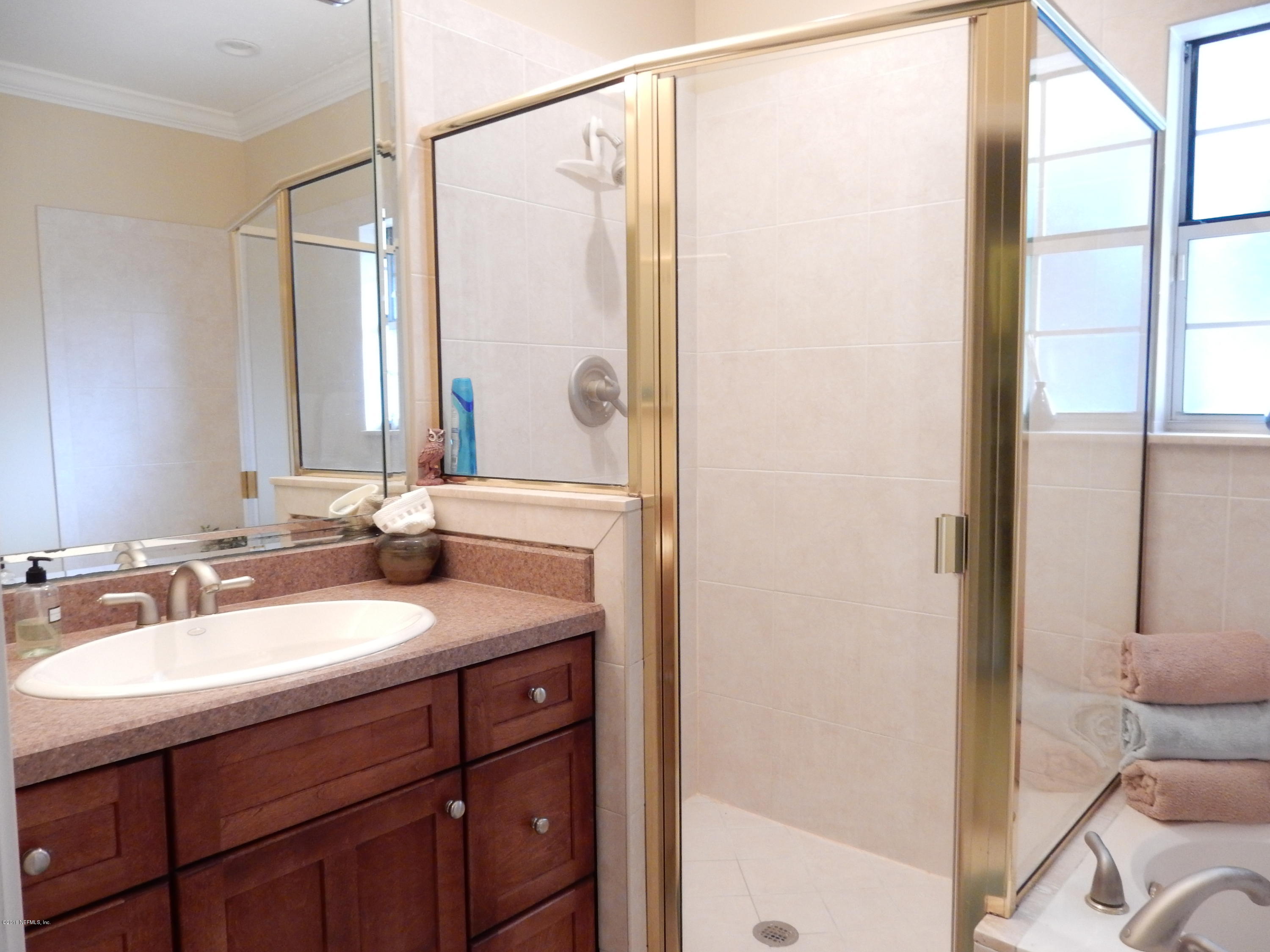10754 Scott Mill Road, Unit 17 Jacksonville, FL 32223 - Photo 22 of 40 MASTER SHOWER