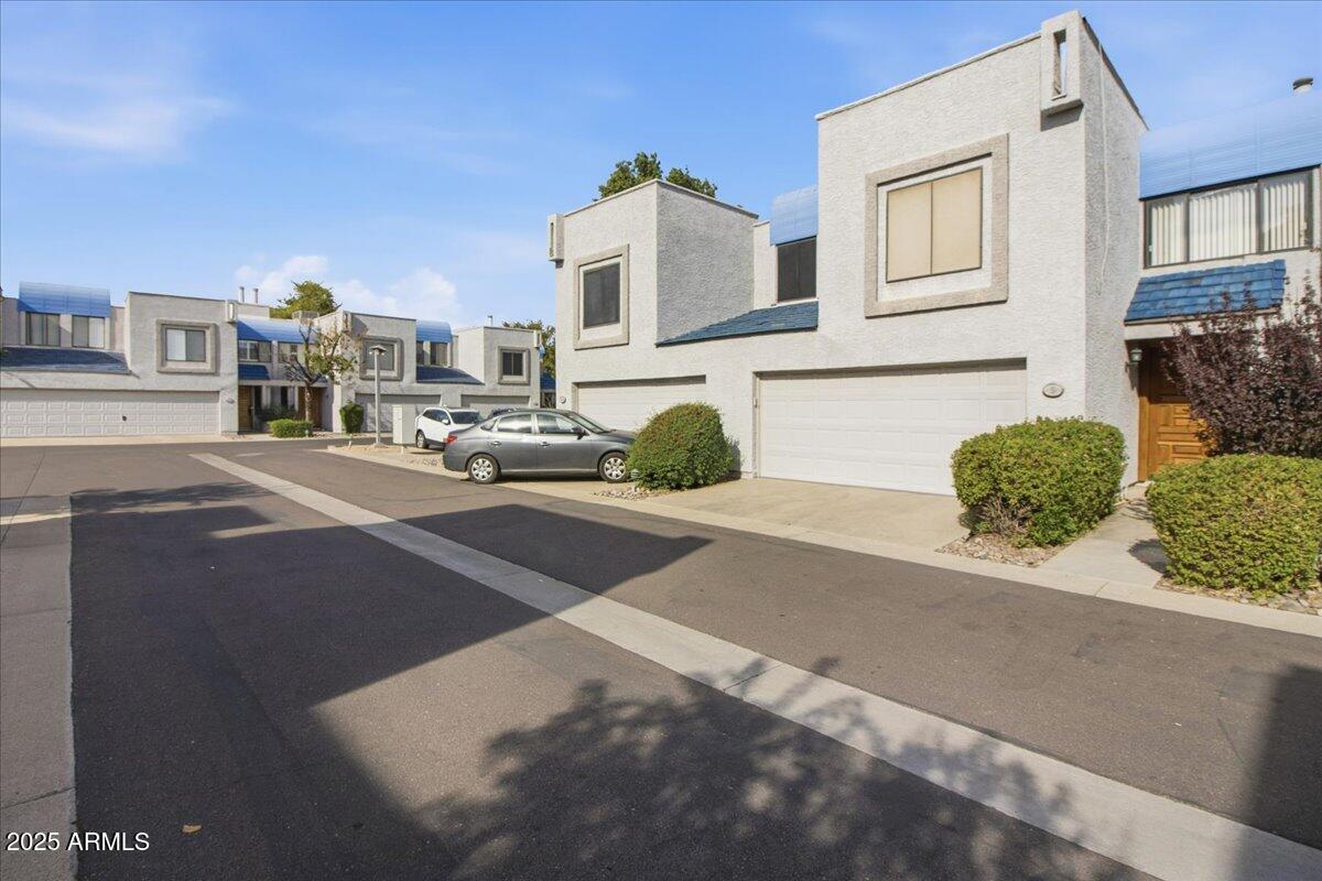 5750 North 10th Street, Unit 5 Phoenix, AZ 85014 - Photo 4 of 37