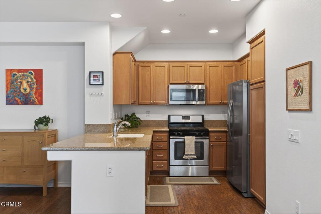 3134 Lisbon Lane Oxnard, CA 93036 - Photo 8 of 34