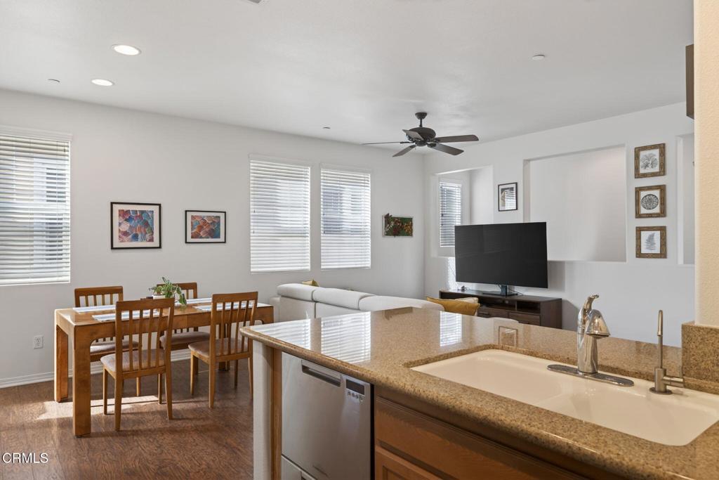 3134 Lisbon Lane Oxnard, CA 93036 - Photo 9 of 34