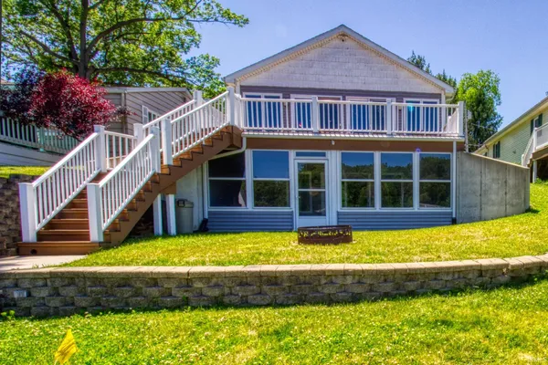 $559,000 | 96 EMS W25 Lane, North Webster, IN 46555