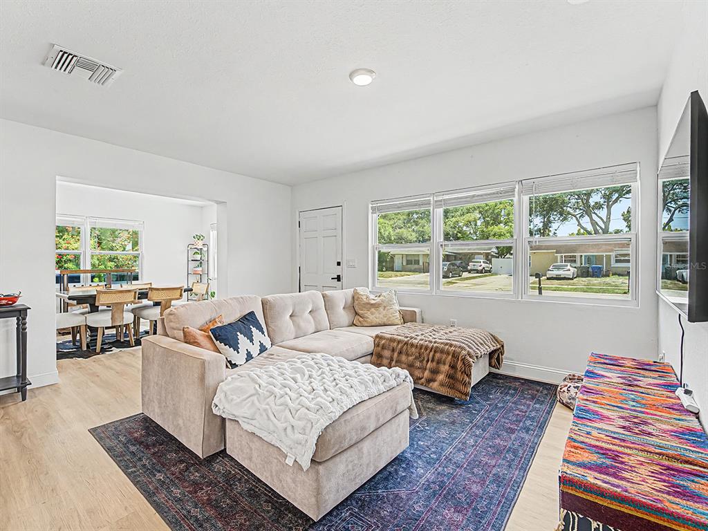 3029 Pine Tree Avenue Largo, FL 33771 - Photo 13 of 47
