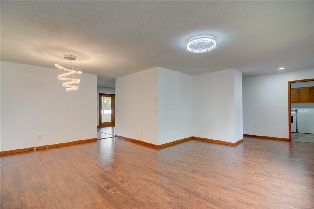 933 West Frank Drive Decatur, IL 62526 - Photo 6 of 30