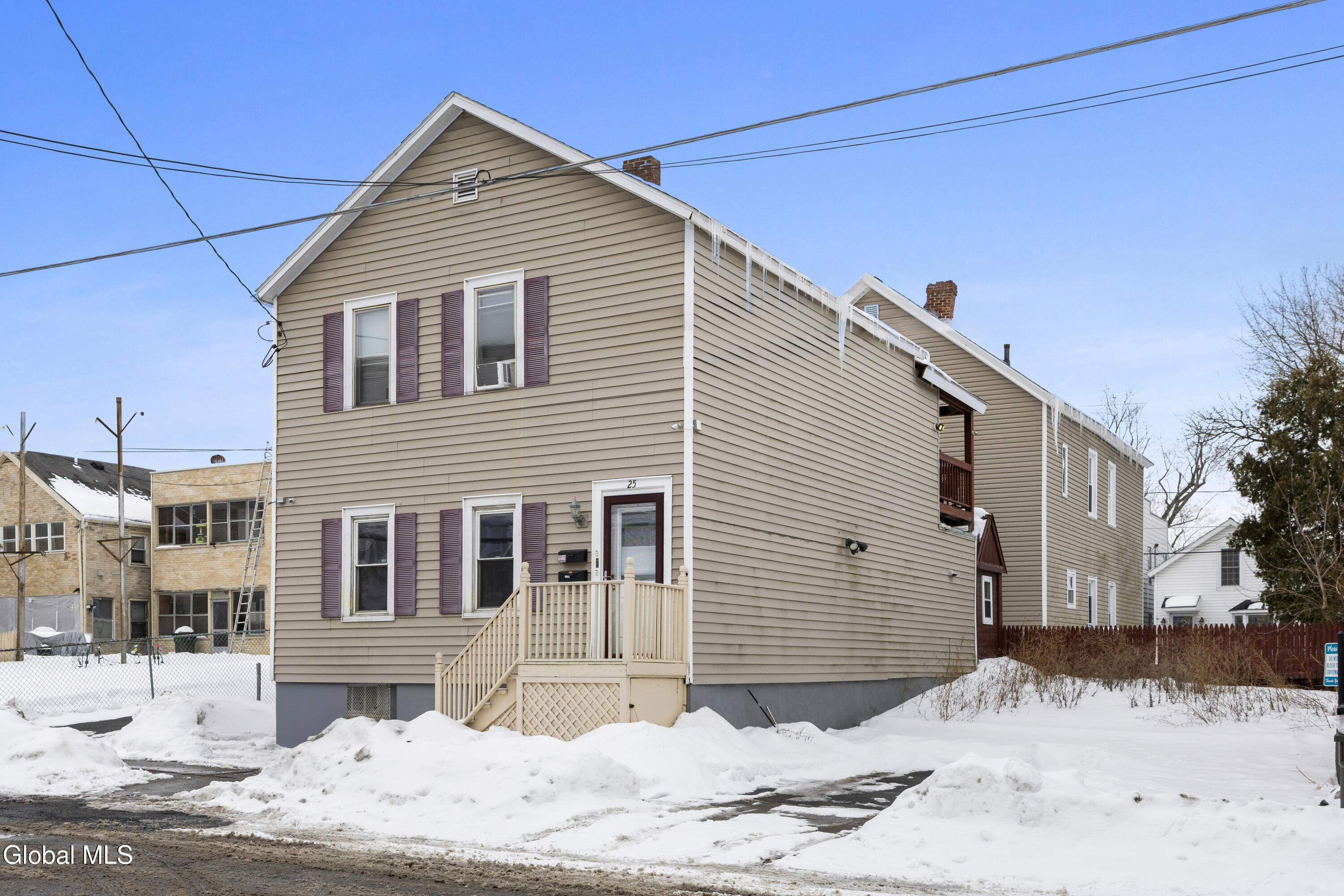 25 Chestnut Street Cohoes, NY 12047 - Photo 2 of 28 2