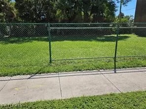 $395,000 | 2002 Bayside Parkway, Fort Myers, FL 33901