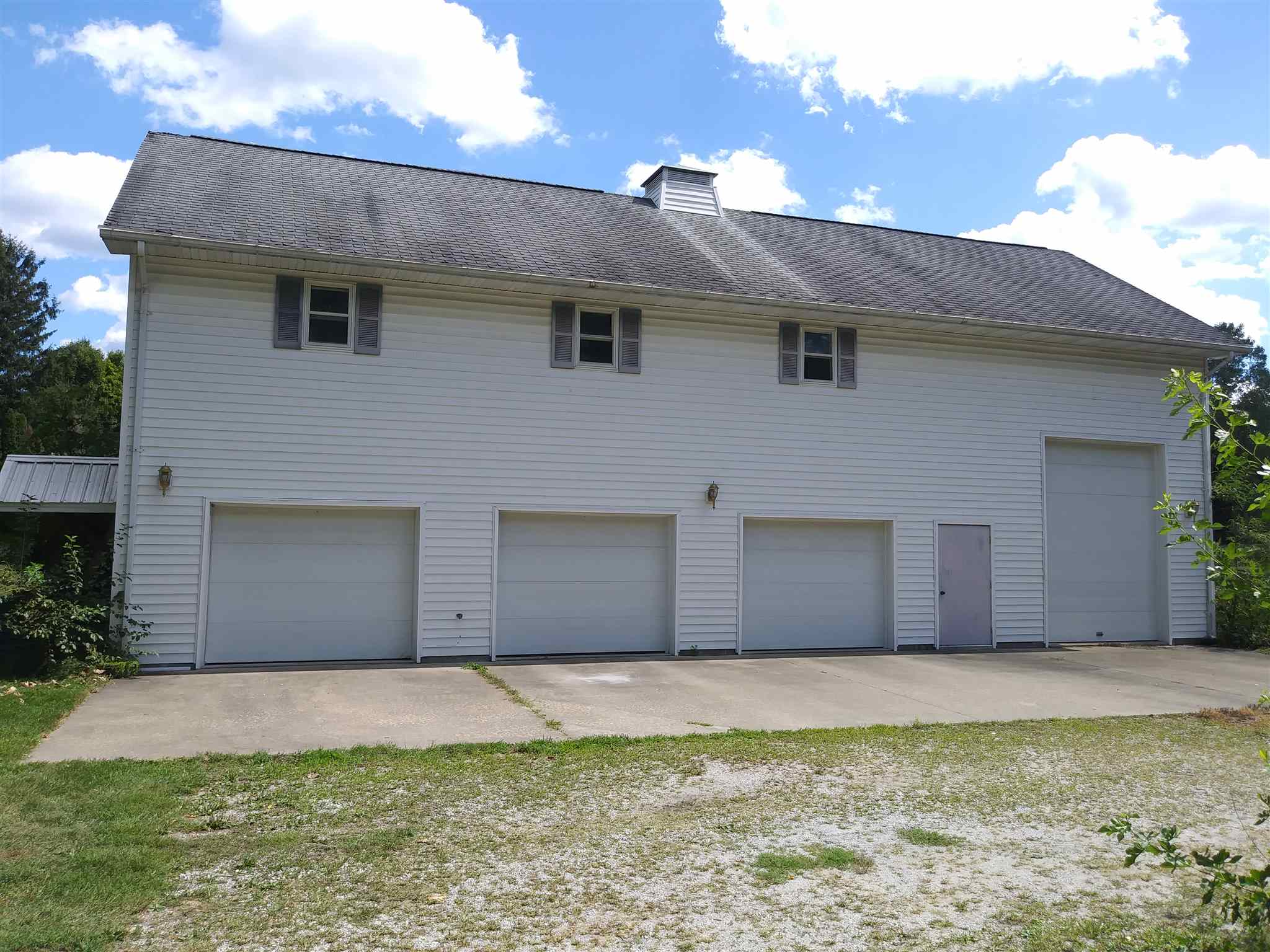 711 Hawpatch Street Lagrange, IN 46761 - Photo 2 of 3 Gallery Image 2
