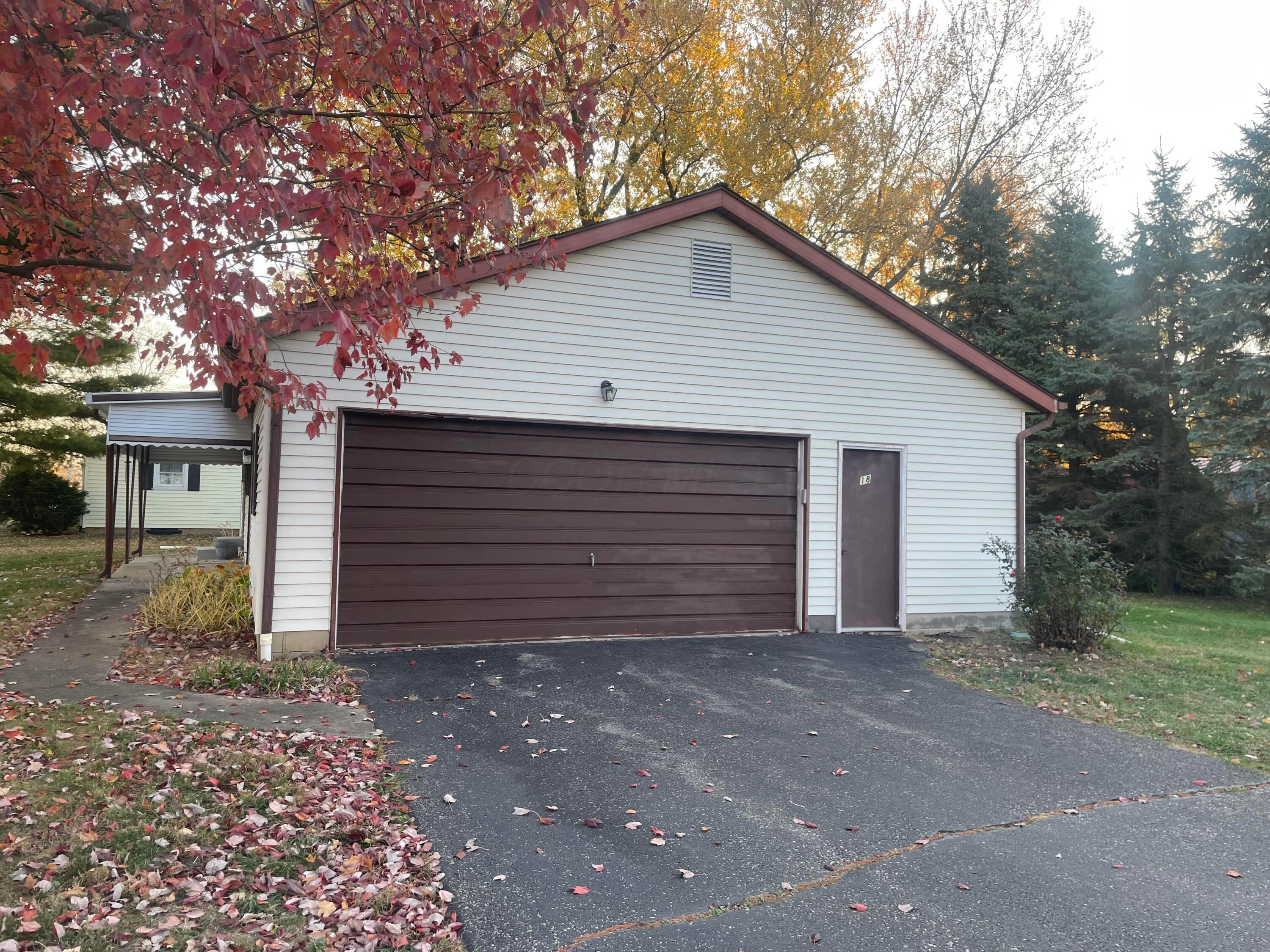 18 Spring Street Pataskala, OH 43062 - Photo 2 of 18 IMG_2697