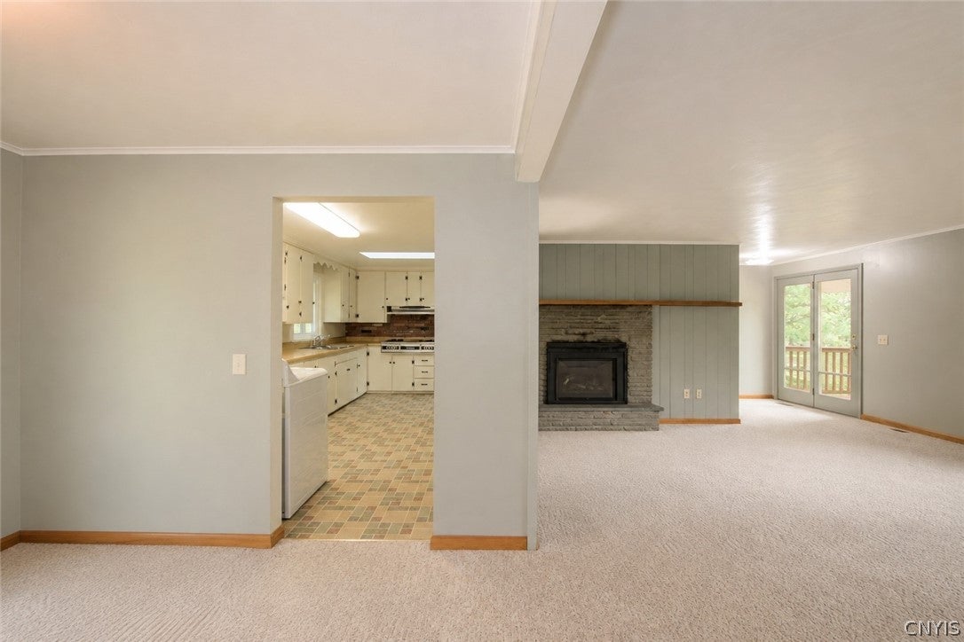1919 West Lake Road Skaneateles, NY 13152 - Photo 8 of 20 Gallery Image 8