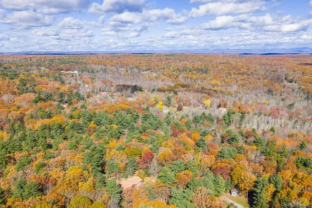 $475,000 | 44 Florio Earl Road, Wurtsboro, NY 12790