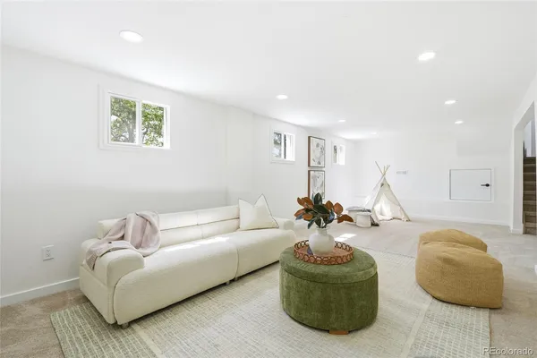 $799,900 | 3057 South Rosemary Street, Denver, CO 80231