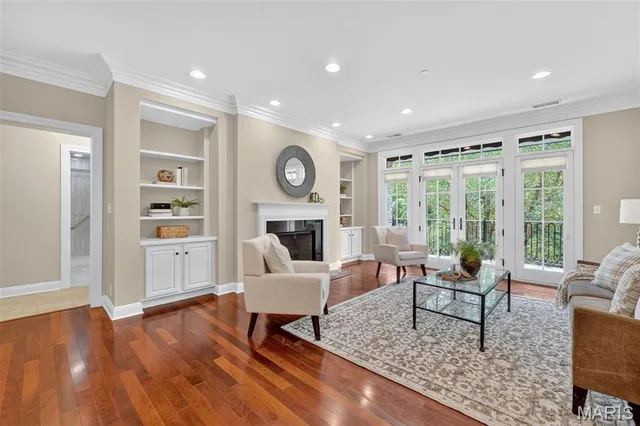 $579,900 | 12420 Rott Road, Unit 1B, Sunset Hills, MO 63127