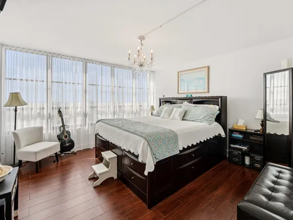 $2,150 | 600 Three Islands Boulevard, Unit 1106, Hallandale Beach, FL 33009