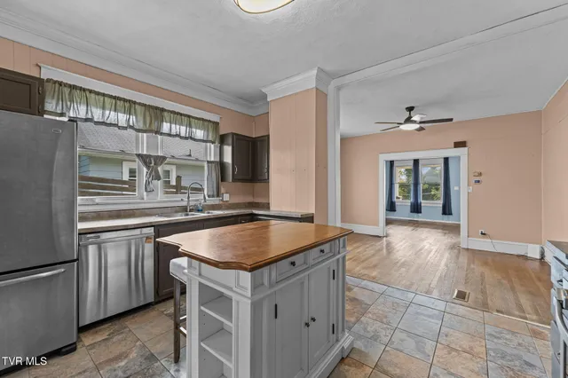 $240,000 | 1023 Arlington Avenue, Bristol, VA 24201