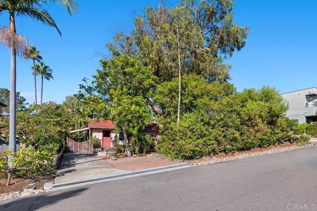 $2,850,000 | 232 9th Street, Del Mar, CA 92014