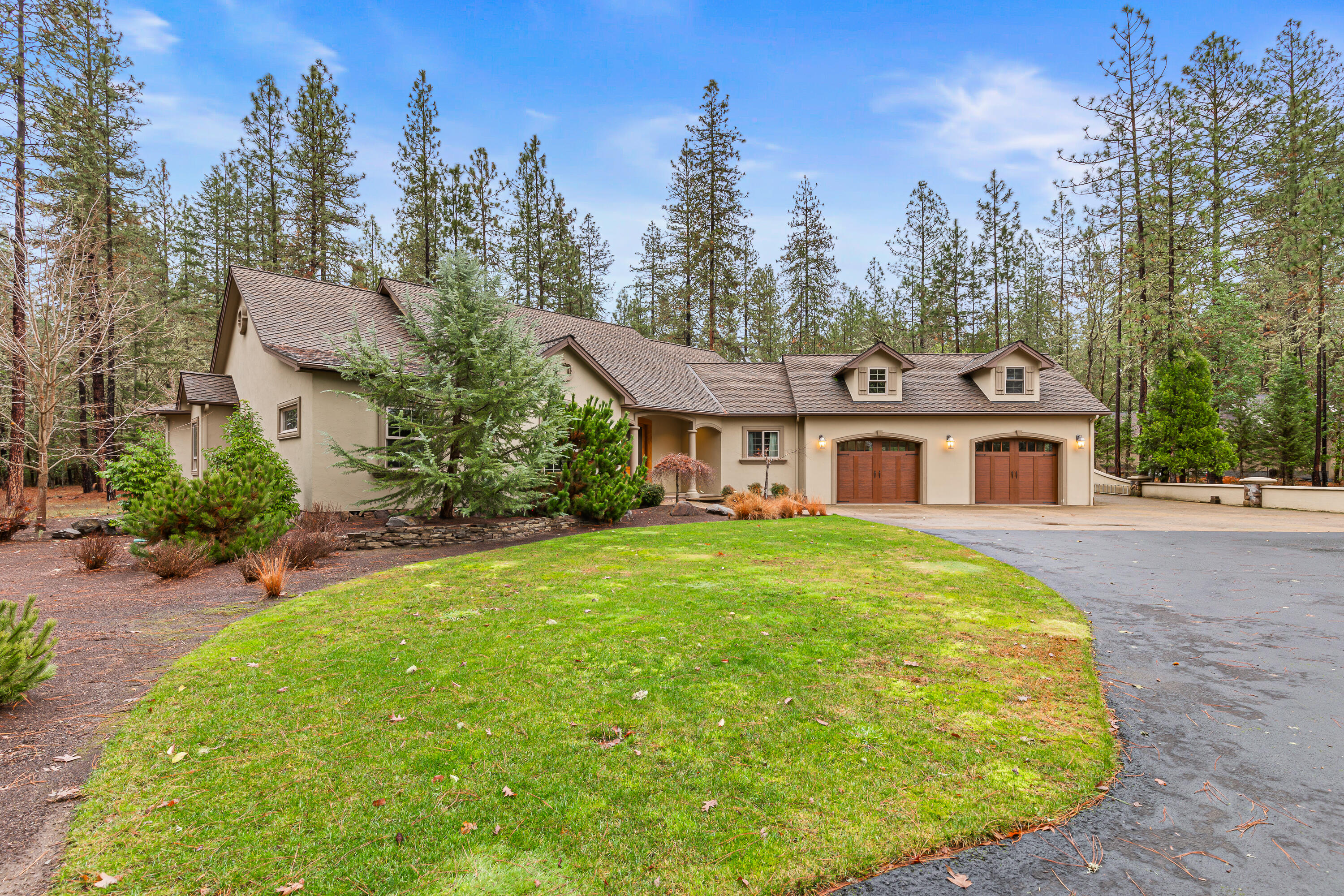 112 East Intervale Road Grants Pass, OR 97527 - Photo 53 of 62 Front 2
