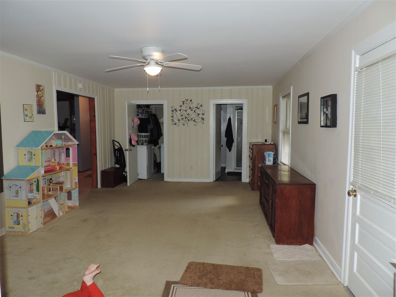 150 Tatum Street Ridgely, TN 38080 - Photo 7 of 17 a view of a livingroom with furniture and staircase
