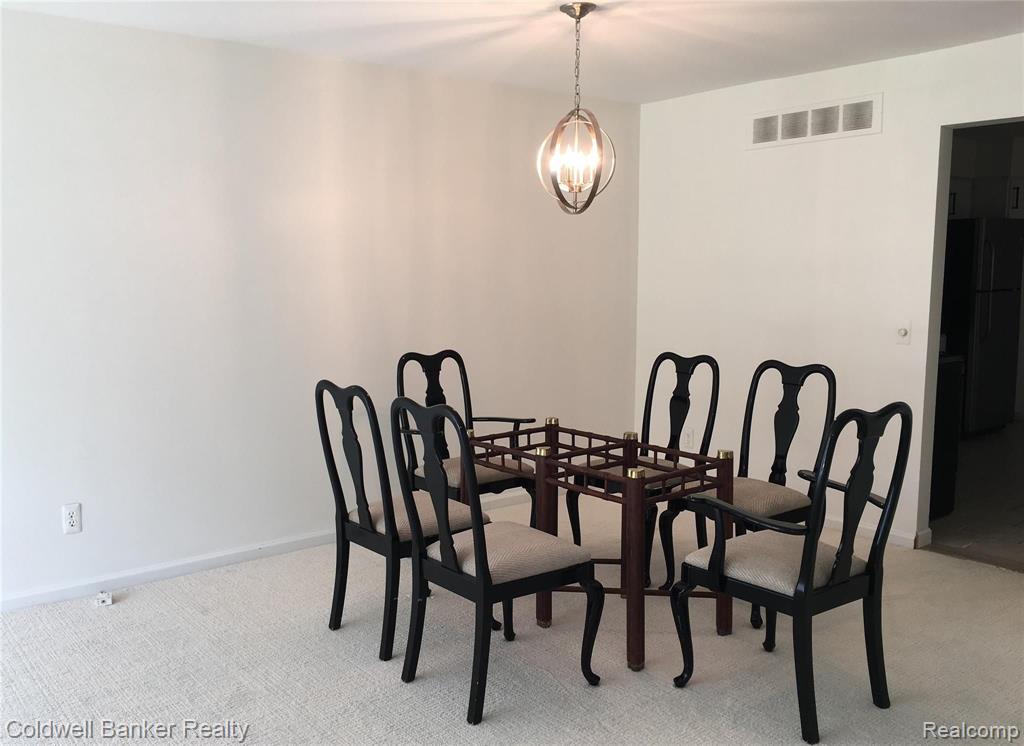 676 Tennyson, Unit 13 Rochester Hills, MI 48307 - Photo 2 of 22