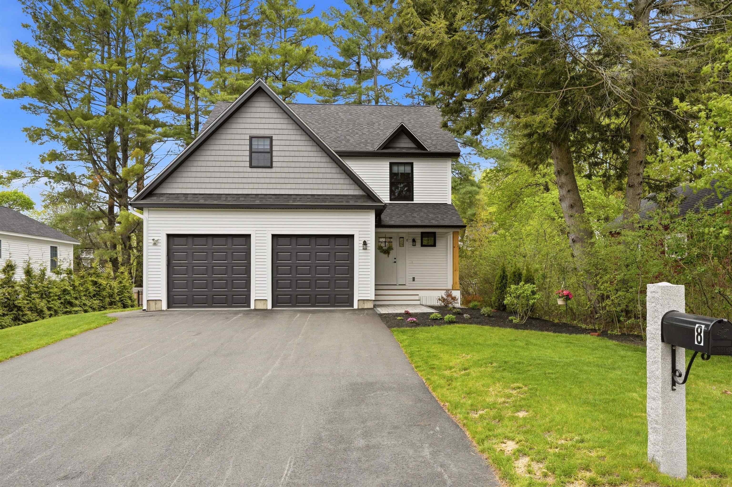 8 Gale Street Concord, NH 03301 - Photo 2 of 36