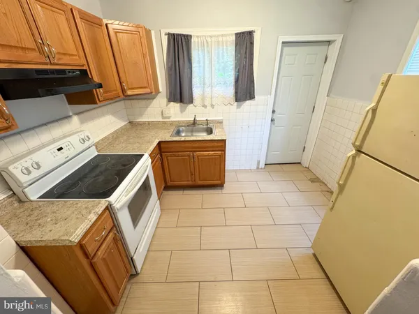 $950 | 2446 North 33rd Street, Unit 1, Philadelphia, PA 19132