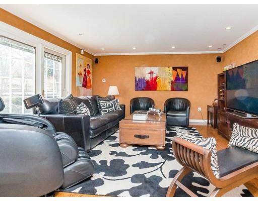 234 Arnold Road Newton, MA 02459 - Photo 14 of 19