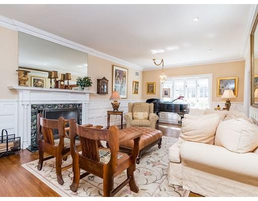 234 Arnold Road Newton, MA 02459 - Photo 4 of 19