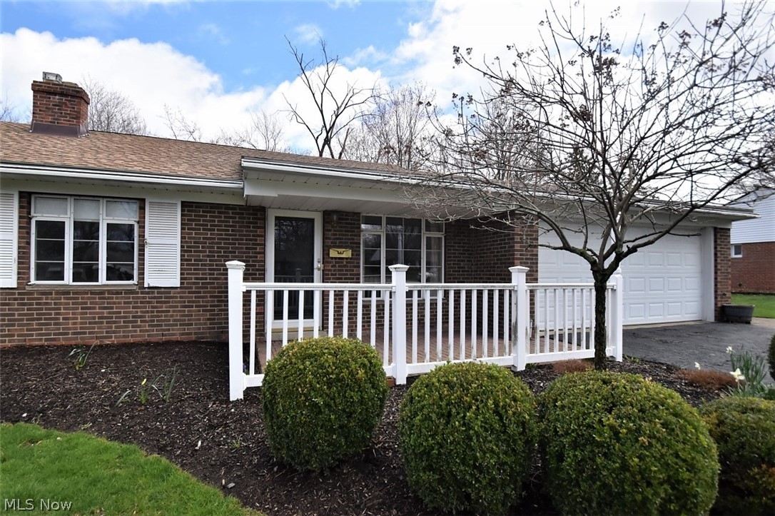 753 Esther Road Cleveland, OH 44143 - Photo 4 of 31 Enjoy sunny days sitting on the front porch
