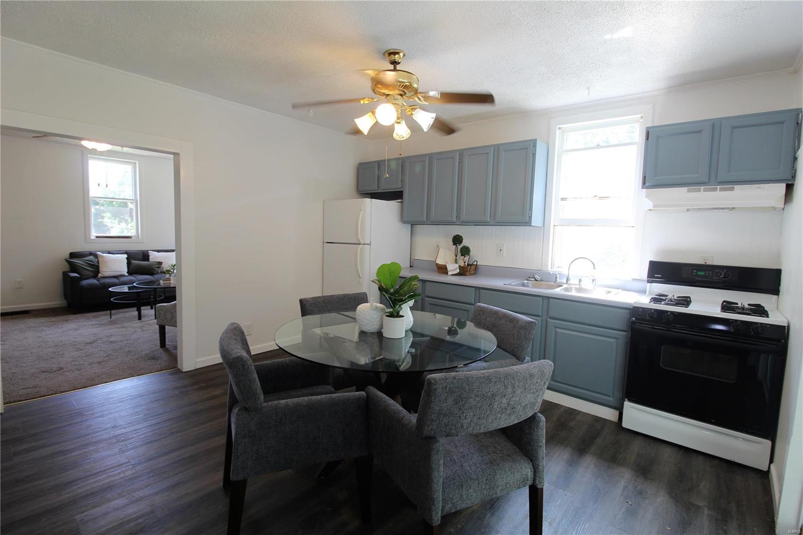 413 North Center Street Collinsville, IL 62234 - Photo 13 of 31