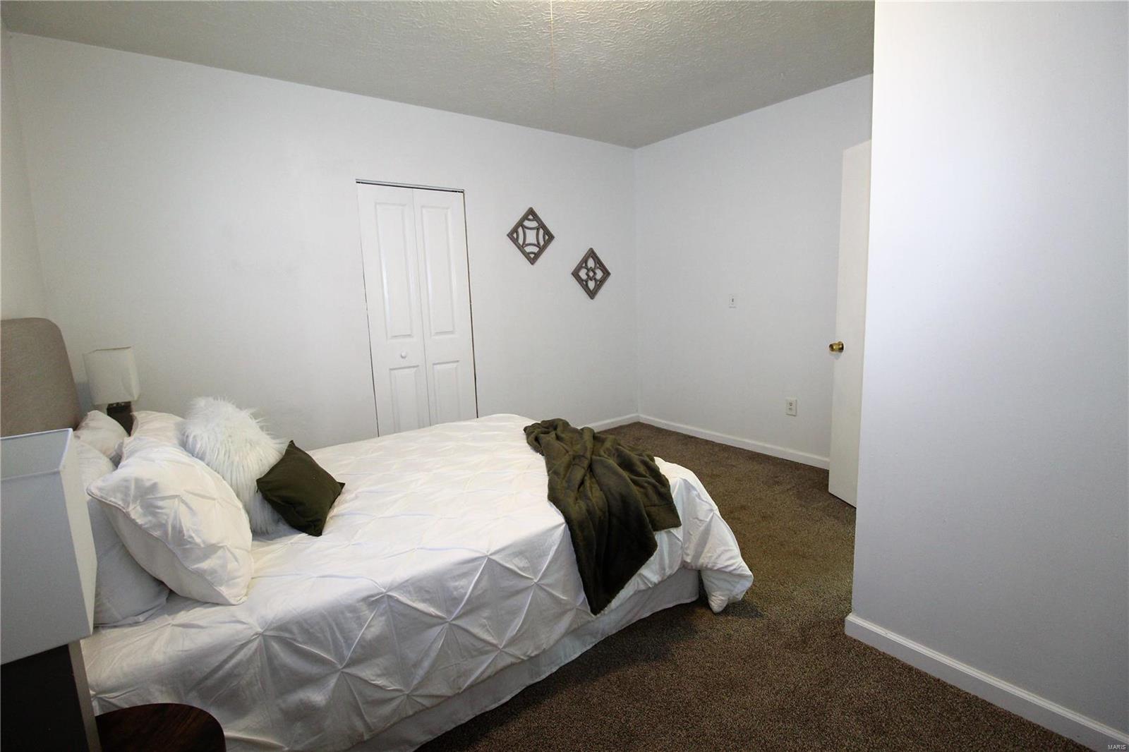 413 North Center Street Collinsville, IL 62234 - Photo 17 of 31