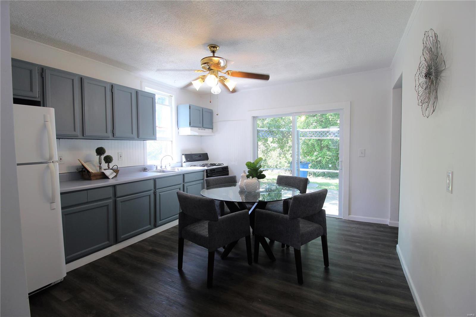 413 North Center Street Collinsville, IL 62234 - Photo 10 of 31