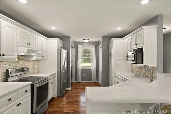 $459,000 | 4 Orchard Road, Loogootee, IN 47553