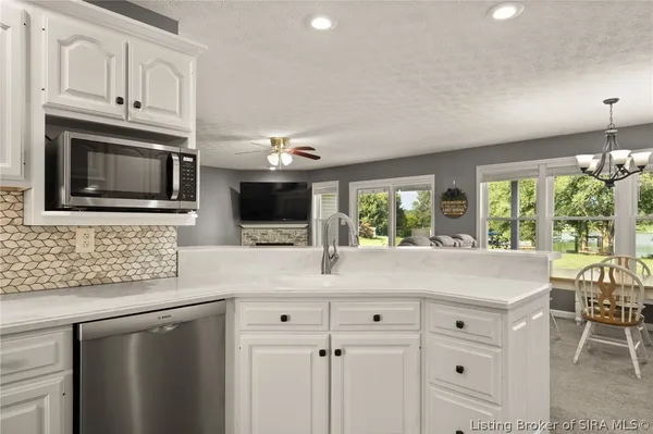 $459,000 | 4 Orchard Road, Loogootee, IN 47553