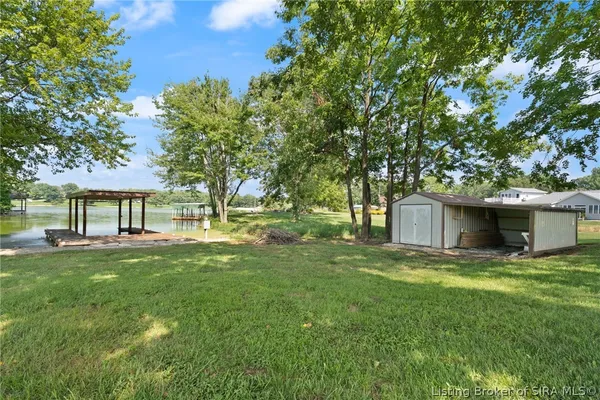 $459,000 | 4 Orchard Road, Loogootee, IN 47553