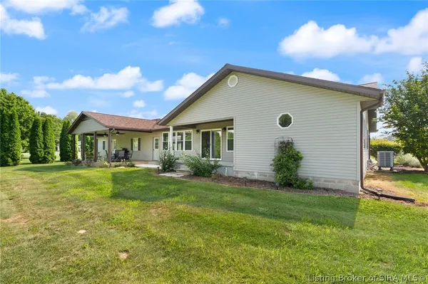 $459,000 | 4 Orchard Road, Loogootee, IN 47553