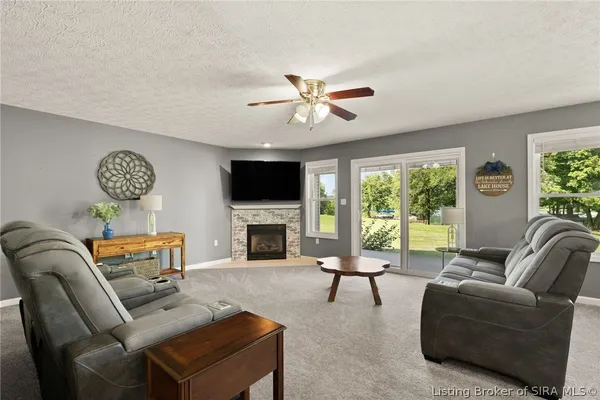 $459,000 | 4 Orchard Road, Loogootee, IN 47553
