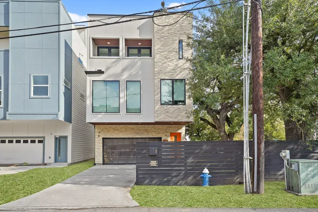 $3,000 | 1704 Tabor Street, Houston, TX 77009