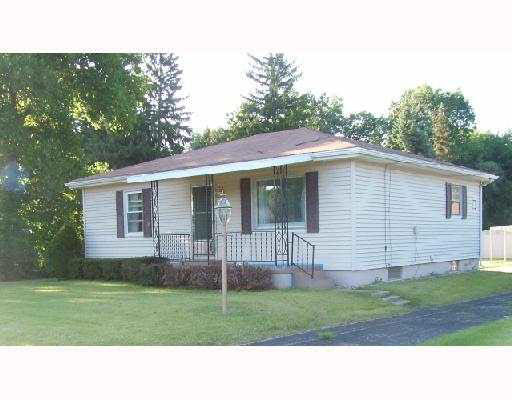 24677 Grant Road South Bend, IN 46619 - Photo 1 of 8 Gallery Image 1
