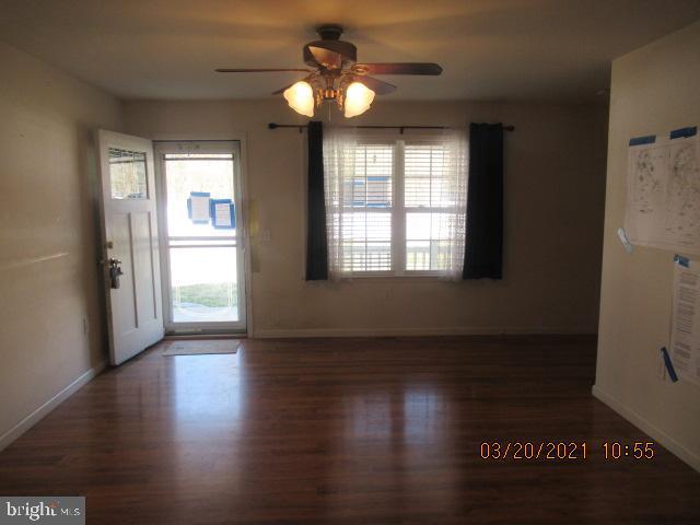 80 Johnson Road Pasadena, MD 21122 - Photo 4 of 28 Gallery Image 4