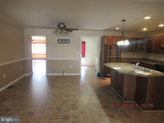 80 Johnson Road Pasadena, MD 21122 - Photo 7 of 28 Gallery Image 7
