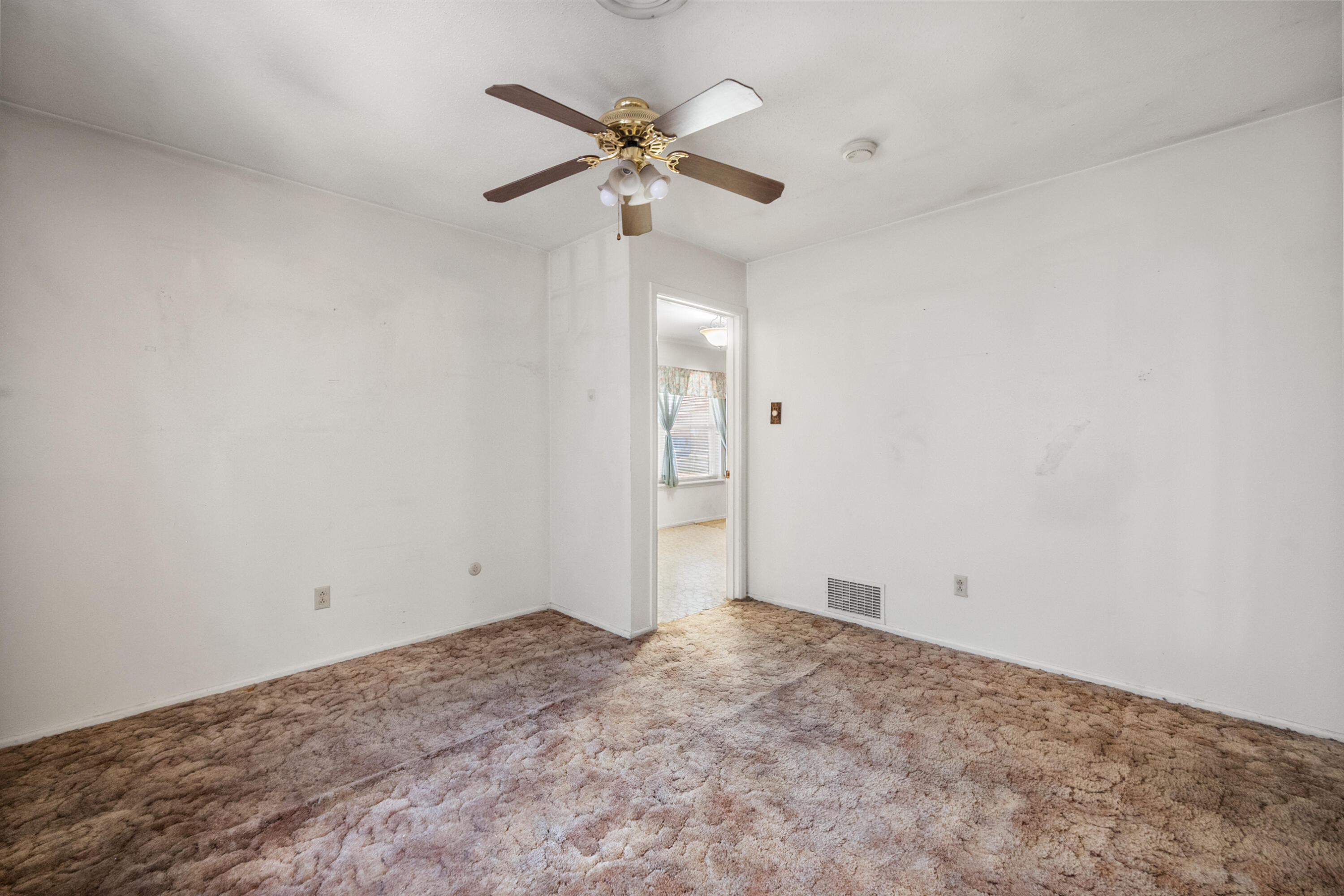 5440 48th Street Lubbock, TX 79414 - Photo 27 of 28 a view of a big room with carpet