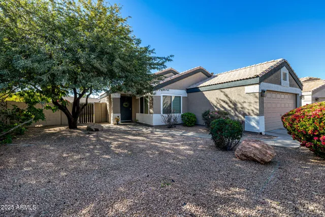 $460,000 | 1675 East Robin Lane, Gilbert, AZ 85296