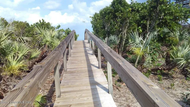 $1,000,000 | 5827 Florida A1A, Melbourne Beach, FL 32951