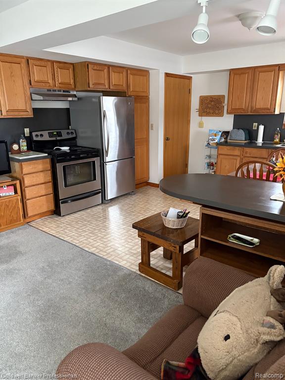 16401 Linden Road Linden, MI 48451 - Photo 10 of 14