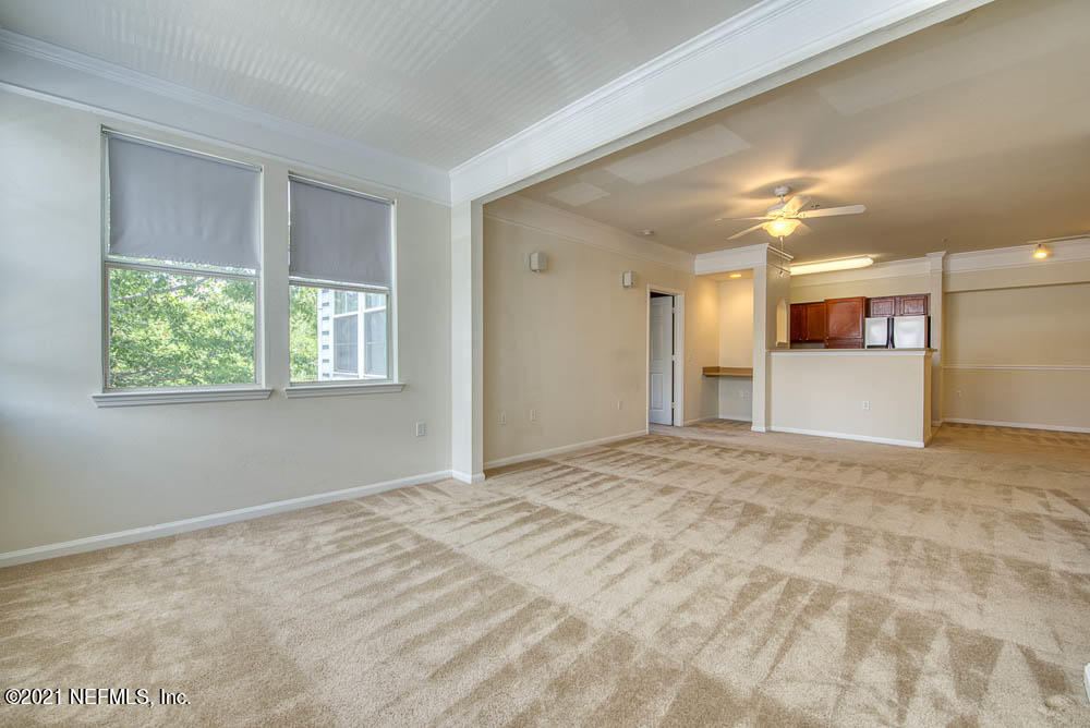 8550 Touchton Road, Unit 721 Jacksonville, FL 32216 - Photo 7 of 24 Living Area - View 2